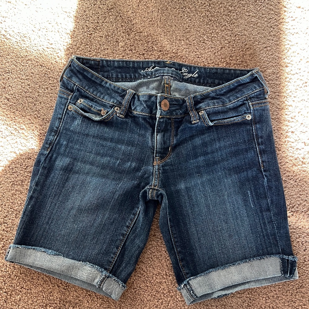 American Eagle Outfitters Bermuda Jean Stretch Shorts size 4